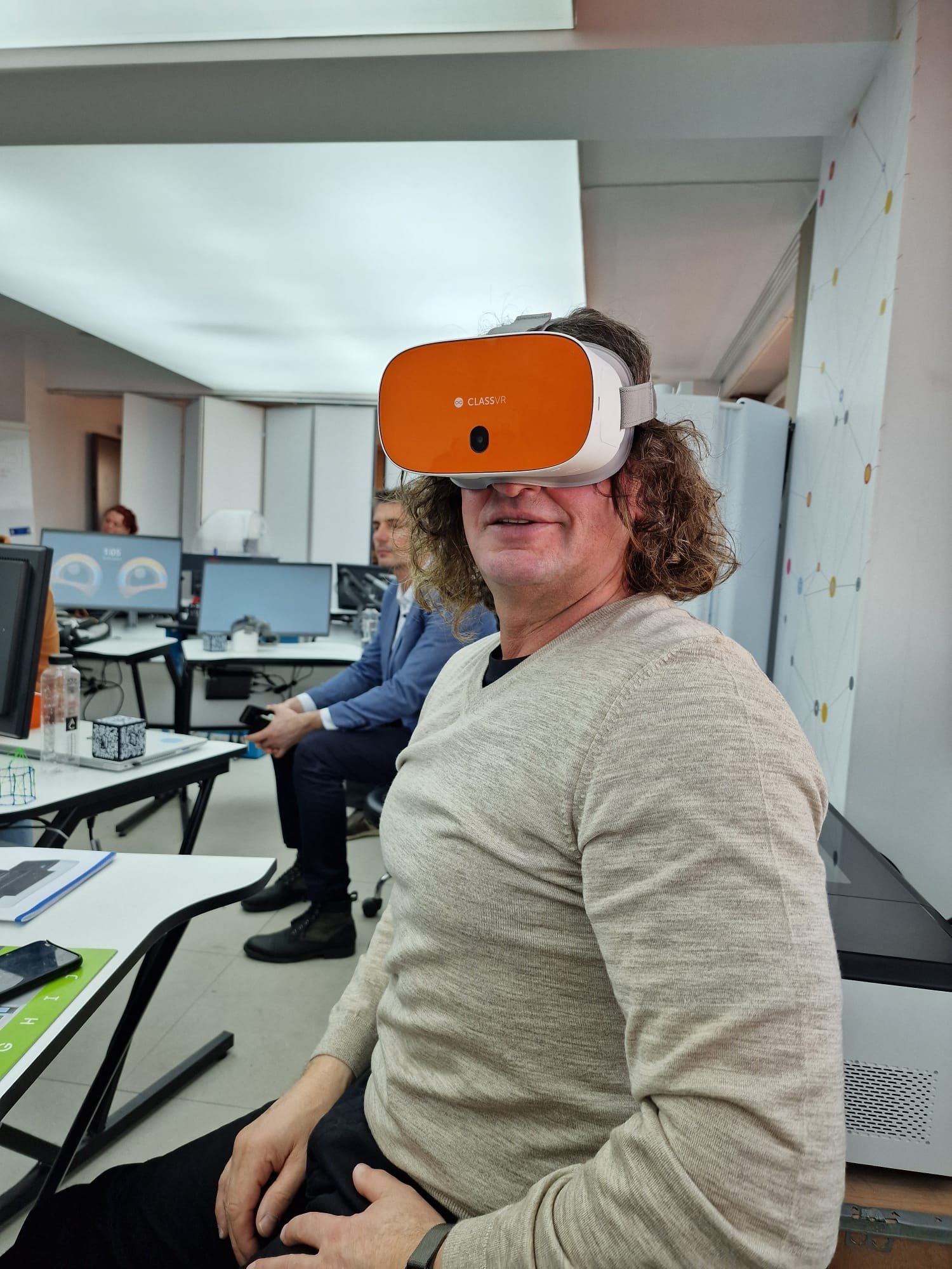 SmartLab – elevi la lucru